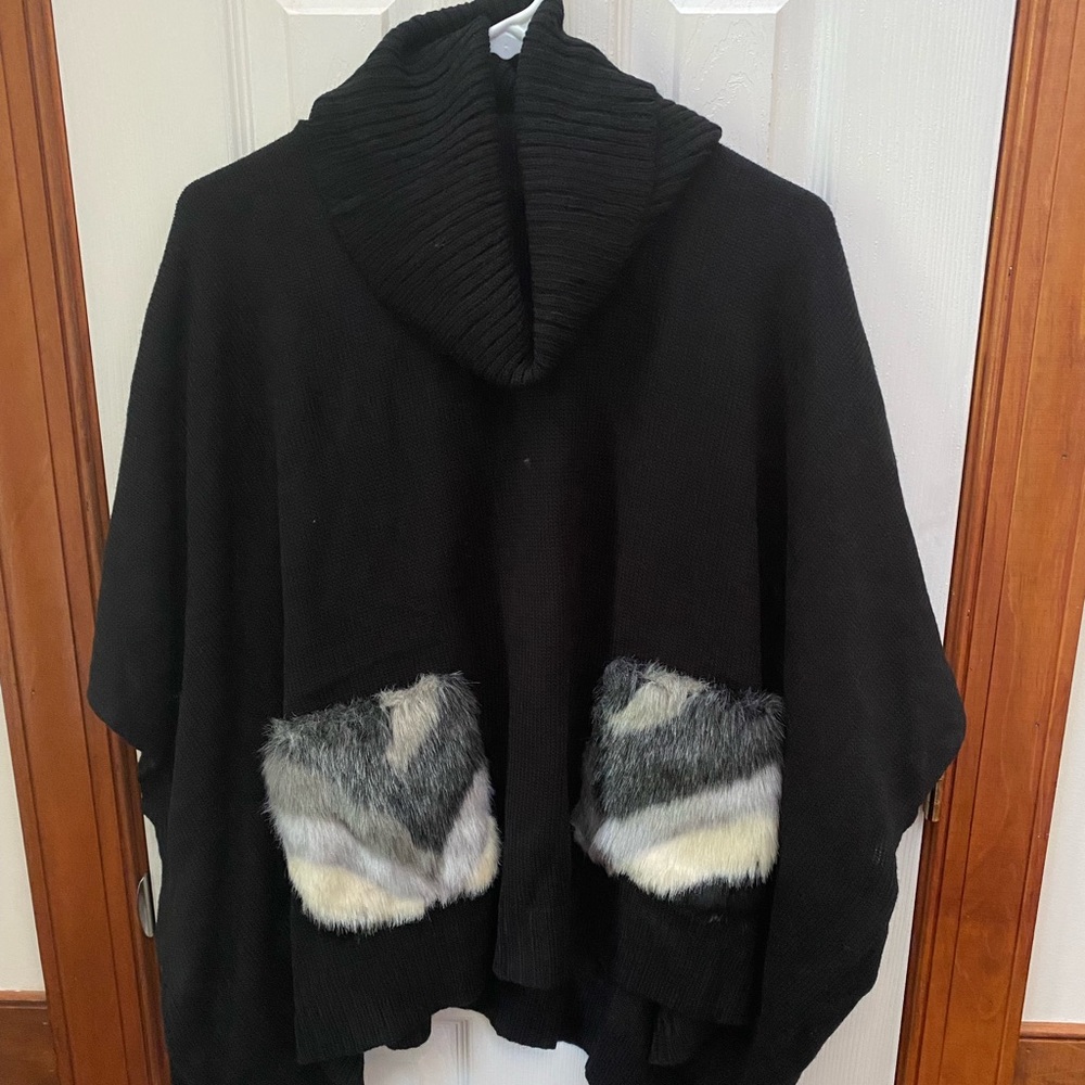 Jealous Tomato NWOT SZ M/L COWLNECK SWEATER - Picture 1 of 3